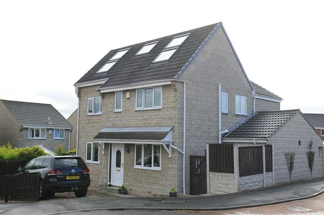 Raise roof on house to give a loft conversion barnsley by apexloft.com 